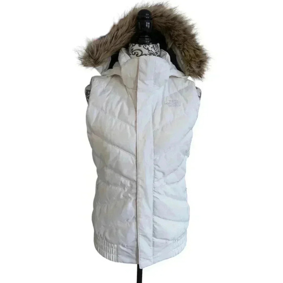 𝅺The North  Face Furallure Vest 600 Down Fill Faux Fur Removable Hood White XS - Picture 2 of 14